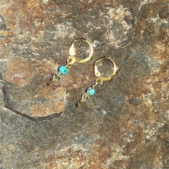 Earrings - Picture 15 of 16